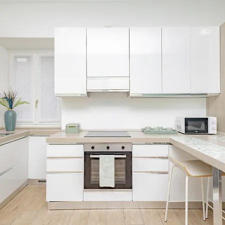 Manzoni Apartment *
